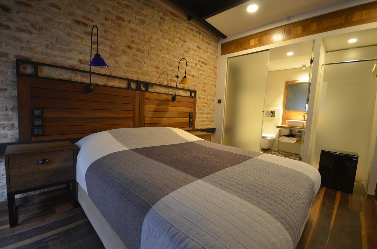 อุนเวอร์ กาลาตา อพาร์ต Aparthotel อิสตันบูล ภายนอก รูปภาพ