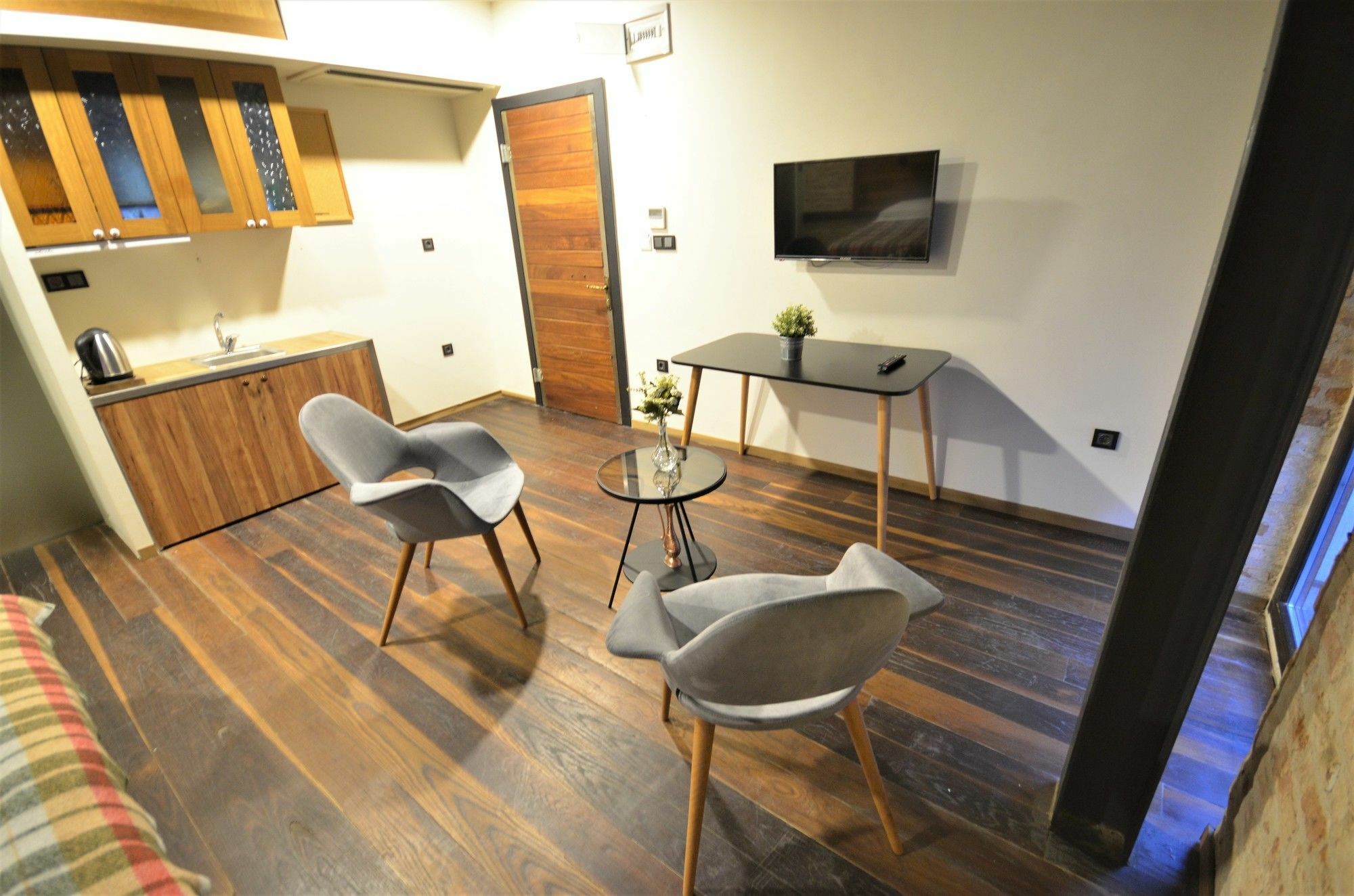 อุนเวอร์ กาลาตา อพาร์ต Aparthotel อิสตันบูล ภายนอก รูปภาพ