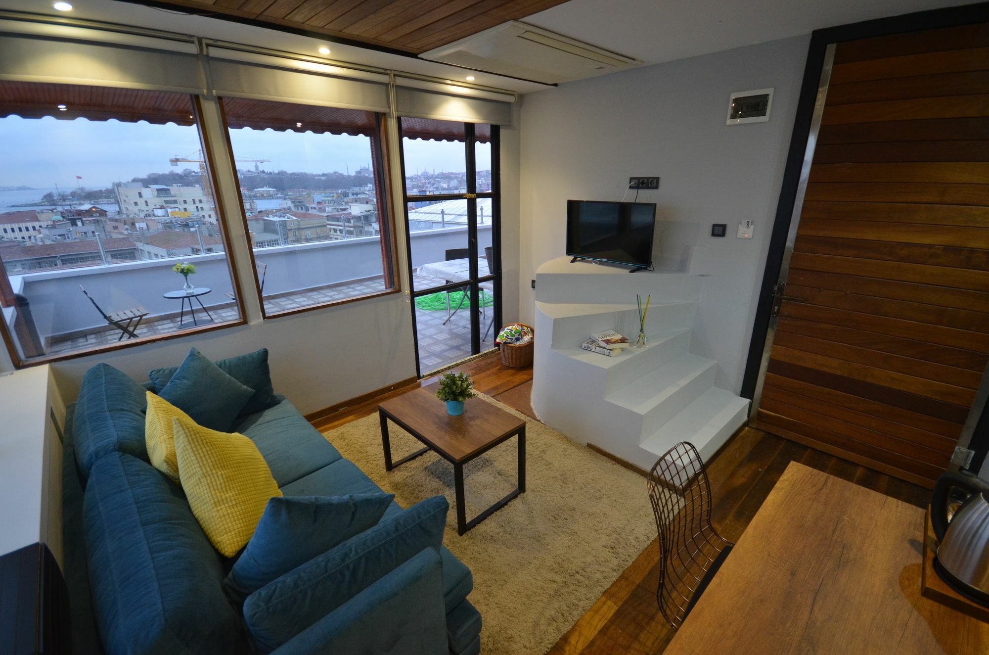 อุนเวอร์ กาลาตา อพาร์ต Aparthotel อิสตันบูล ภายนอก รูปภาพ